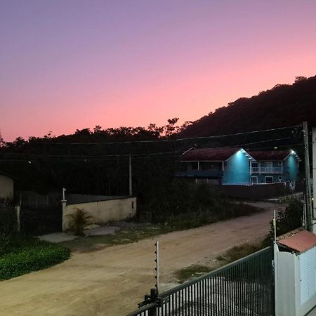ウバトゥバKitnet Aconchegante Praia De Marandubaアパートメント エクステリア 写真